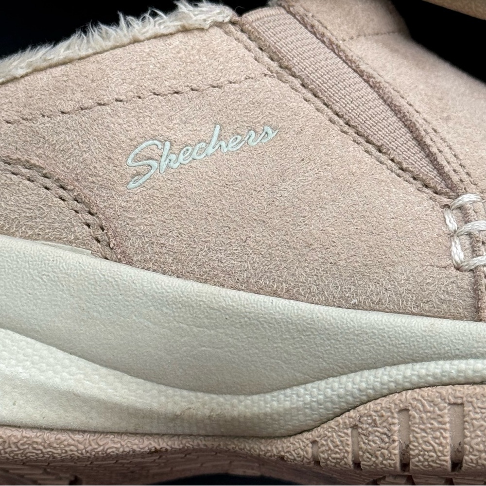 Sketchers Tan Suede Slip-On Clogs Women’s Size 8.5 - Picture 7 of 9